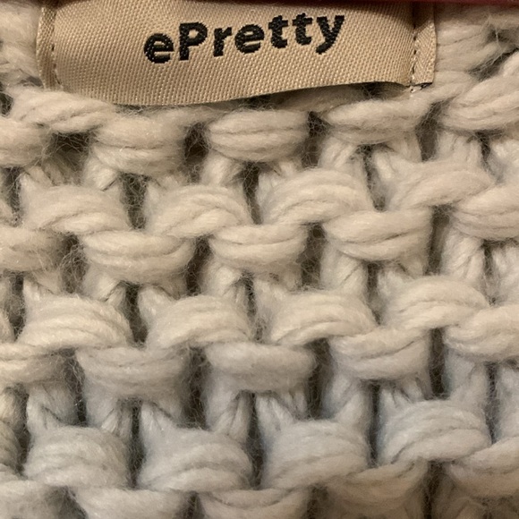 Epretty Women’s Thick gray cardigan - Picture 2 of 3